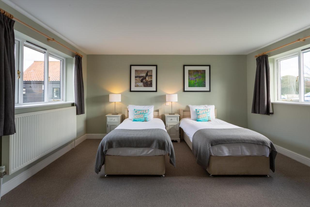 Hotel The Plough Wangford Esterno foto